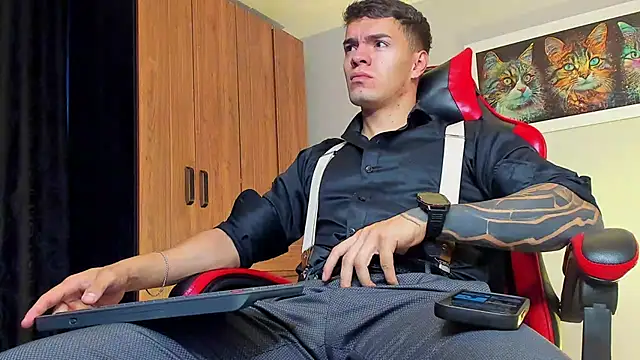 ALPHA DOMINUS  online show from 11/03/25, 04:03