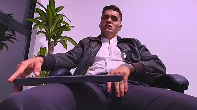 ALPHA DOMINUS  online show from 03/17/26, 04:06