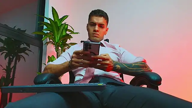 ALPHA DOMINUS  online show from 03/18/26, 04:26