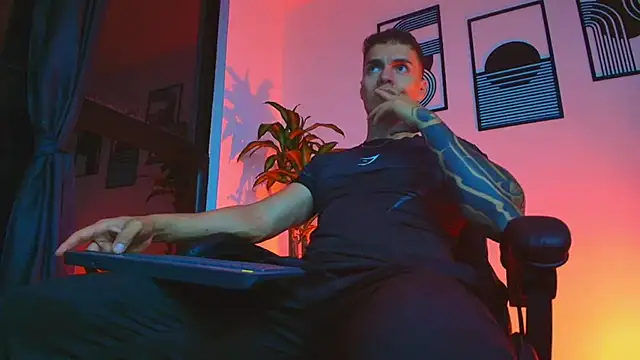 ALPHA DOMINUS  online show from 04/15/26, 10:22