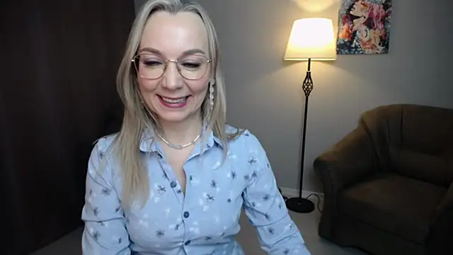 Ava Elior online show from 12/19/25, 11:17