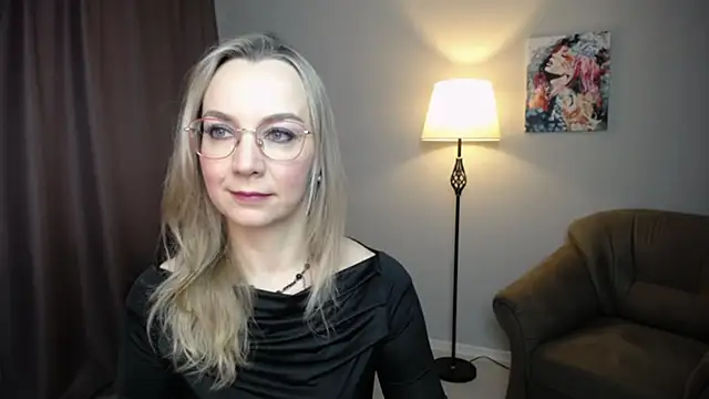 Ava Elior online show from 01/06/26, 11:36