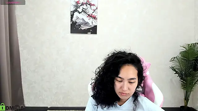 Snapshot of FlirtyAura chatting on 11/07/25, 01:49 FlirtyAura online show from 11/07/25, 01:49