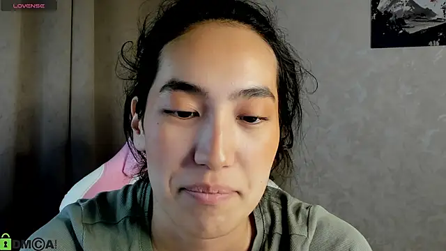 Snapshot of FlirtyAura chatting on 11/26/25, 03:29 FlirtyAura online show from 11/26/25, 03:29