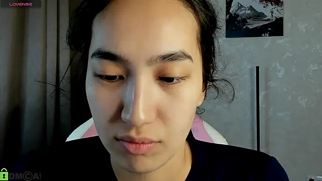 Snapshot of FlirtyAura chatting on 12/04/25, 01:59 FlirtyAura online show from 12/04/25, 01:59