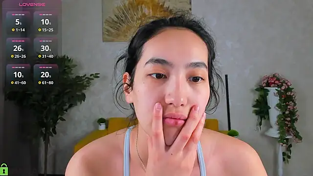 FlirtyAura online show from 02/02/26, 11:47