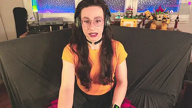 Snapshot of Zesty_Peach chatting on 03/06/26, 01:13 Zesty Peach online show from 03/06/26, 01:13