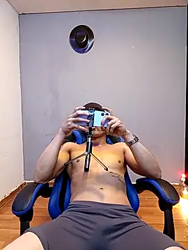 jhonny thes28 online show from 02/18/26, 03:02