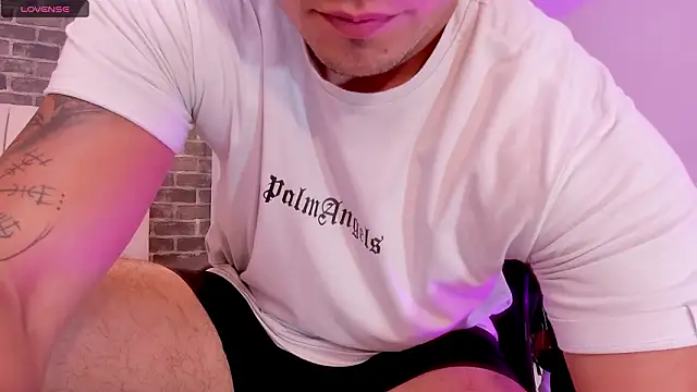 Snapshot of connorsmiith chatting on 03/05/26, 12:56 connorsmiith online show from 03/05/26, 12:56