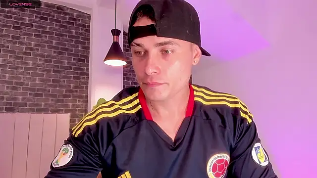 Snapshot of connorsmiith chatting on 03/11/26, 03:51 connorsmiith online show from 03/11/26, 03:51