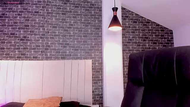 Snapshot of connorsmiith chatting on 03/25/26, 02:45 connorsmiith online show from 03/25/26, 02:45