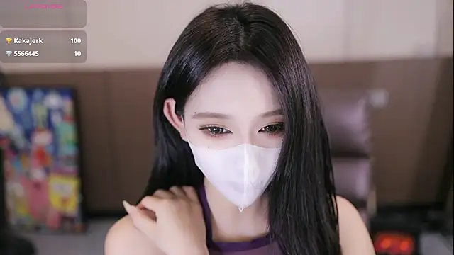 Snapshot of yaya_1888 chatting on 09/09/25, 12:48 yaya 1888 online show from 09/09/25, 12:48