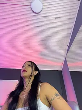 BellaFernandez   online show from 06/20/26, 01:03