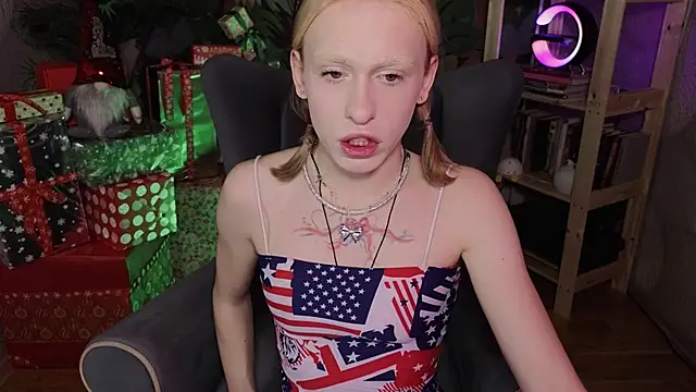 BarbieRichy online show from 12/14/25, 05:24