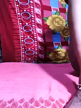 Snapshot of raju-ki-rani chatting on 10/11/25, 05:55 raju-ki-rani online show from 10/11/25, 05:55