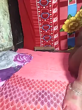 Snapshot of raju-ki-rani chatting on 10/20/25, 05:46 raju-ki-rani online show from 10/20/25, 05:46