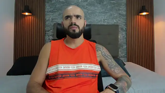 Maximo Di Santi online show from 10/26/25, 07:53