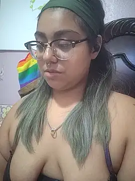 Lovelyrainn online show from 11/01/25, 01:18