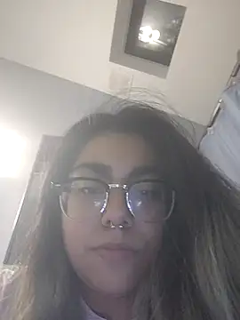 Lovelyrainn online show from 11/23/25, 11:43