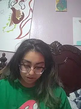 Lovelyrainn online show from 11/29/25, 11:24