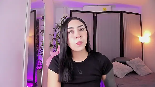 ChloeShade online show from 10/31/25, 02:40