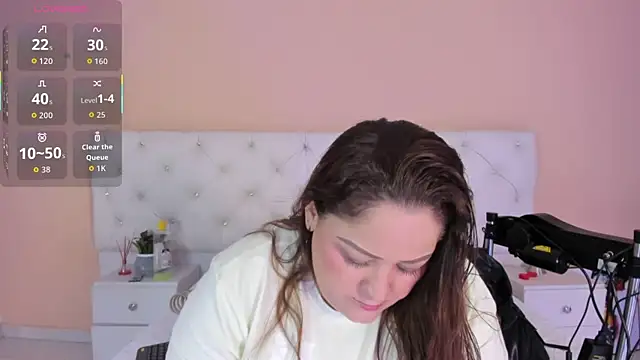 katte landerr online show from 10/10/25, 01:10