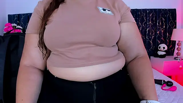 Snapshot of katte_landerr chatting on 07/10/26, 12:08 katte landerr online show from 07/10/26, 12:08