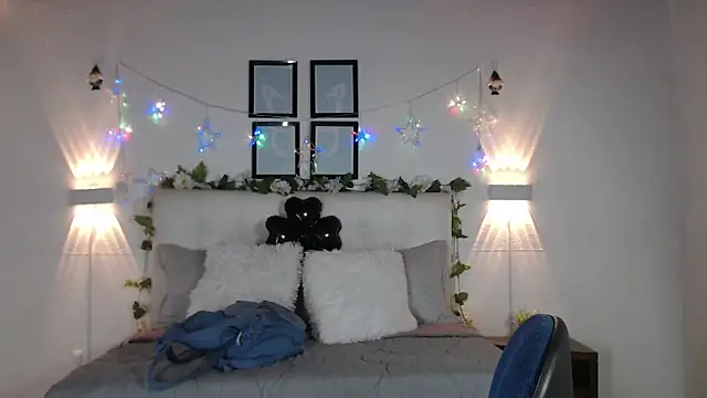 Megan 05  online show from 02/17/26, 03:19