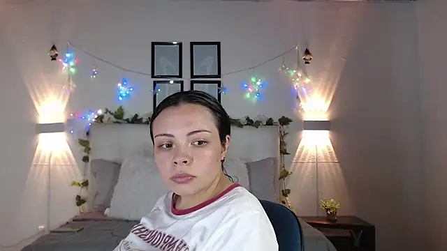 Megan 05  online show from 03/28/26, 07:13