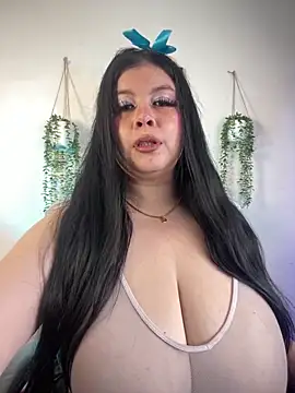 Snapshot of Angie_lynn chatting on 10/04/25, 05:33 Angie lynn online show from 10/04/25, 05:33