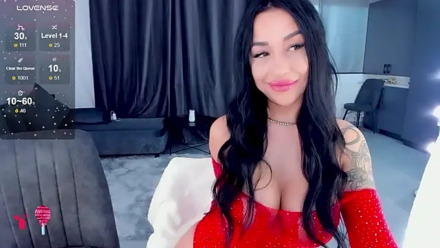 oh julya online show from 12/24/24, 09:22