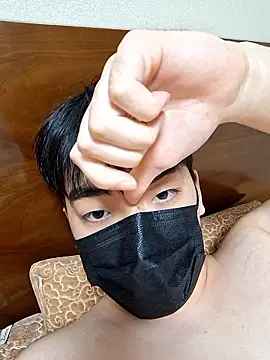 Snapshot of jj585wa chatting on 12/22/25, 12:35 jj585wa online show from 12/22/25, 12:35