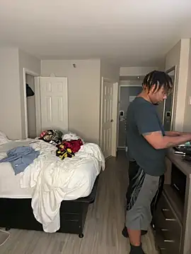 BigMfLuther online show from 12/22/25, 05:15