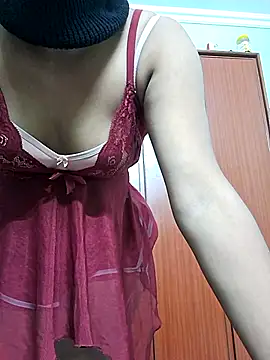 Snapshot of maya_telugu_22 chatting on 10/25/25, 05:08 maya telugu 22 online show from 10/25/25, 05:08