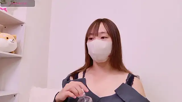 Snapshot of mitsuri_chan_love chatting on 11/04/25, 05:34 mitsuri chan love online show from 11/04/25, 05:34