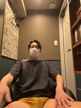 Snapshot of paroncho chatting on 04/12/26, 05:23 paroncho online show from 04/12/26, 05:23