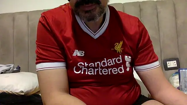 Snapshot of CaiBull chatting on 05/17/26, 06:26 CaiBull online show from 05/17/26, 06:26