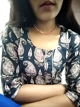 Naina 04 online show from 09/13/25, 04:07