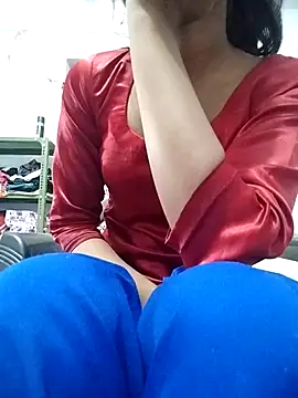 Naina 04 online show from 11/13/25, 10:47