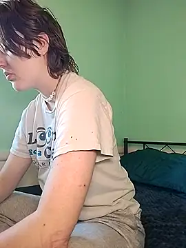 angelbliss10100 online show from 10/15/25, 06:08