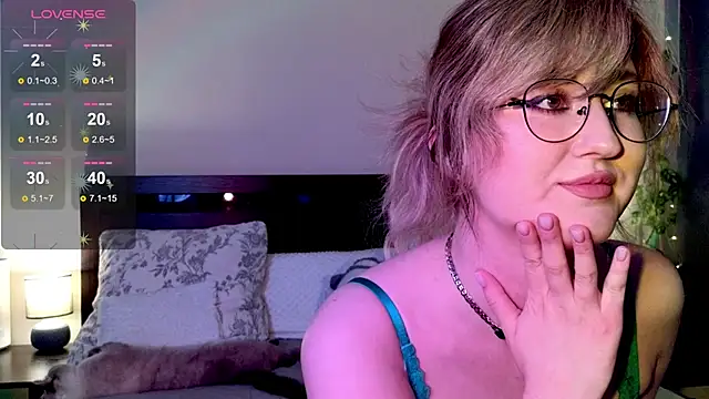 Snapshot of _AlexaFlowers_ chatting on 02/27/26, 10:04 AlexaFlowers online show from 02/27/26, 10:04