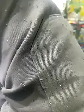 Snapshot of safadinhoo007 chatting on 11/05/25, 03:06 safadinhoo007 online show from 11/05/25, 03:06