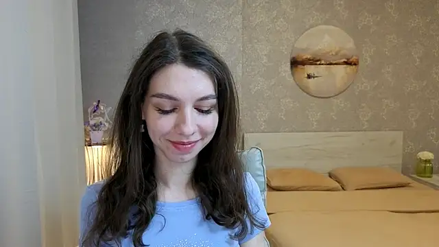 Snapshot of KellyShines chatting on 04/25/26, 04:15 KellyShines online show from 04/25/26, 04:15