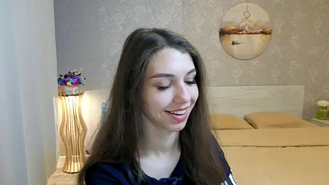 Snapshot of KellyShines chatting on 06/14/26, 04:20 KellyShines online show from 06/14/26, 04:20