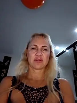 KissMiSveet online show from 11/04/25, 06:12