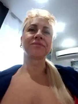 KissMiSveet online show from 02/04/26, 02:12