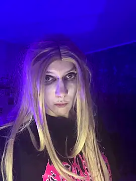 Akira-ivy online show from 09/19/25, 06:52