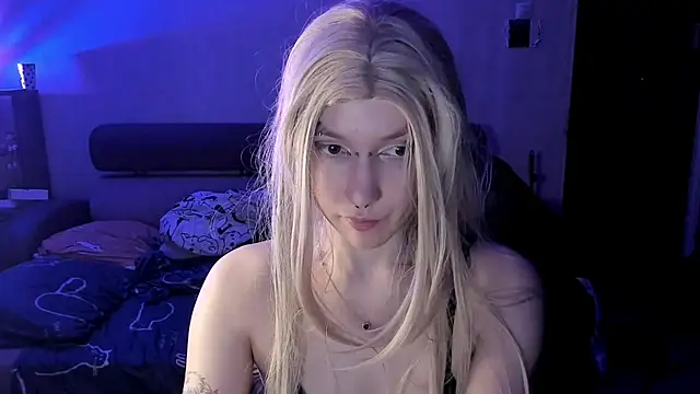 Akira-ivy online show from 03/03/26, 06:58