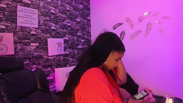 Snapshot of Elsie_morris12 chatting on 09/13/25, 01:44 Elsie morris12 online show from 09/13/25, 01:44