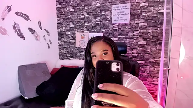 Snapshot of Elsie_morris12 chatting on 09/20/25, 07:04 Elsie morris12 online show from 09/20/25, 07:04